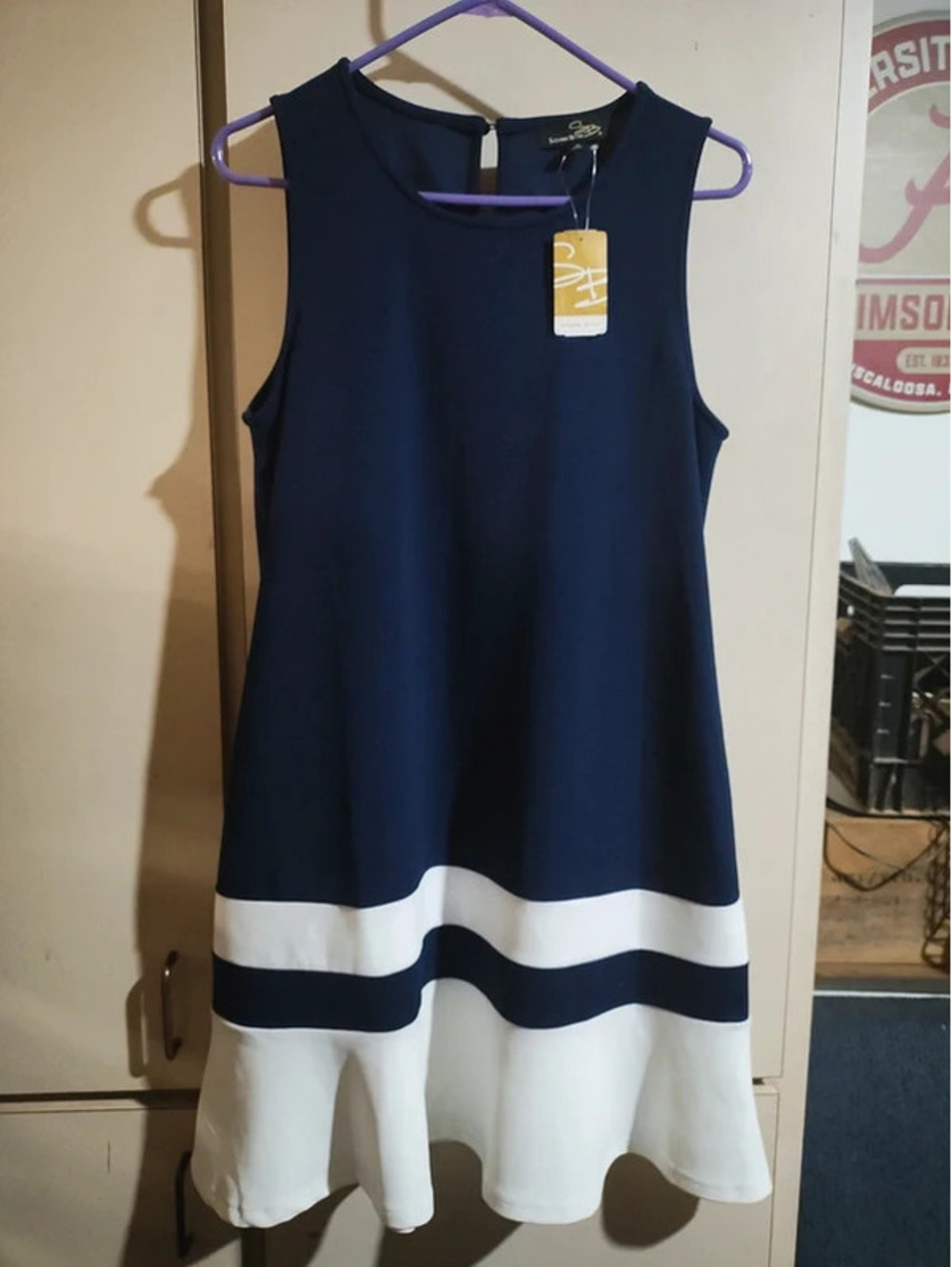 Suzanne Betro dress size M navy w/ white NWT